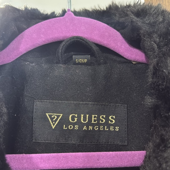 GUESS Peacoat - black - wool blend with faux fur trim and gold hardware - Picture 4 of 10